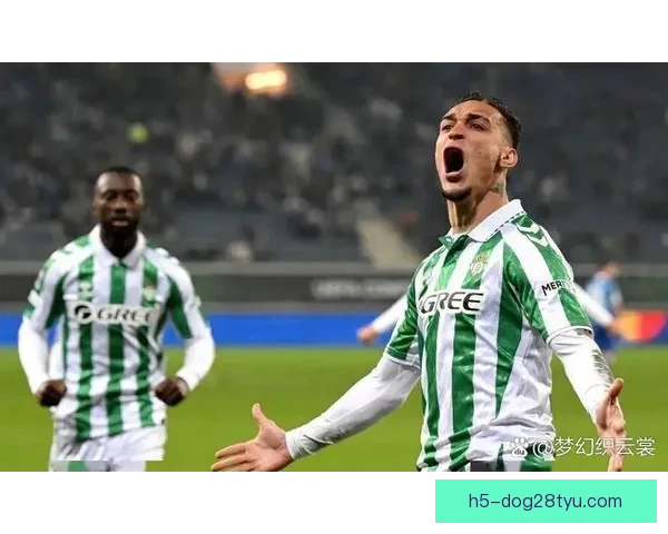 诺丁汉森林租借那不勒斯前锋卢卡