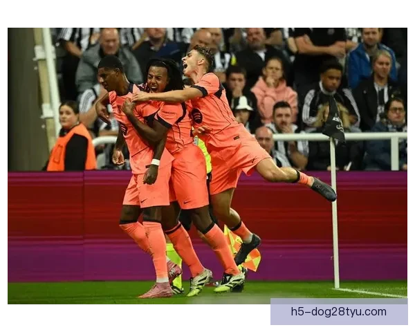 拉什福德三千万赴巴萨成定局